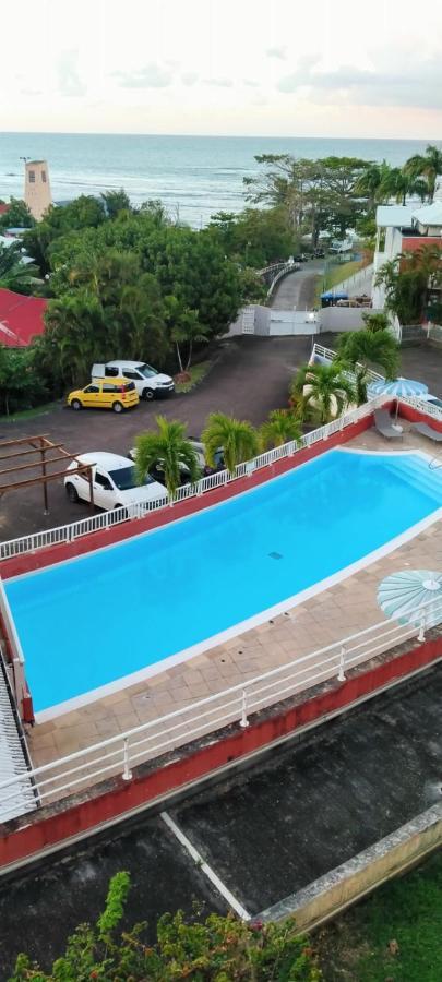 Apartament Flamboyant De La Baie La Trinité Zewnętrze zdjęcie