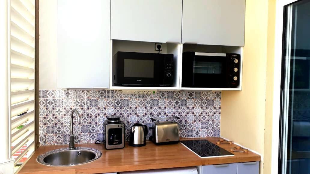 Apartament Flamboyant De La Baie La Trinité Zewnętrze zdjęcie
