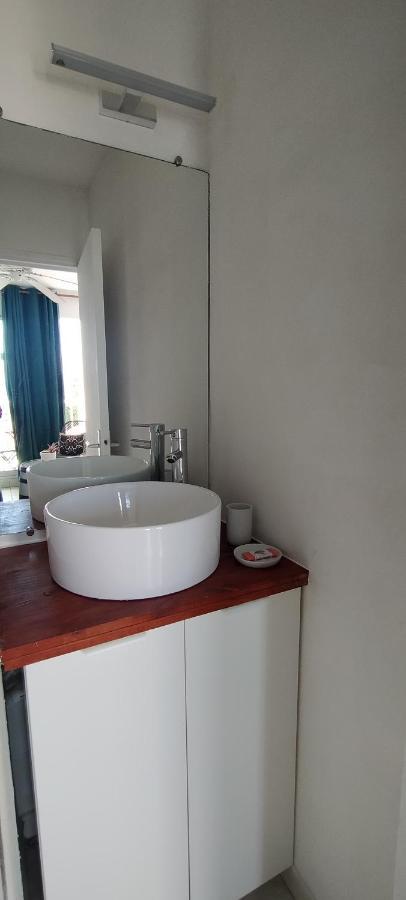 Apartament Flamboyant De La Baie La Trinité Zewnętrze zdjęcie