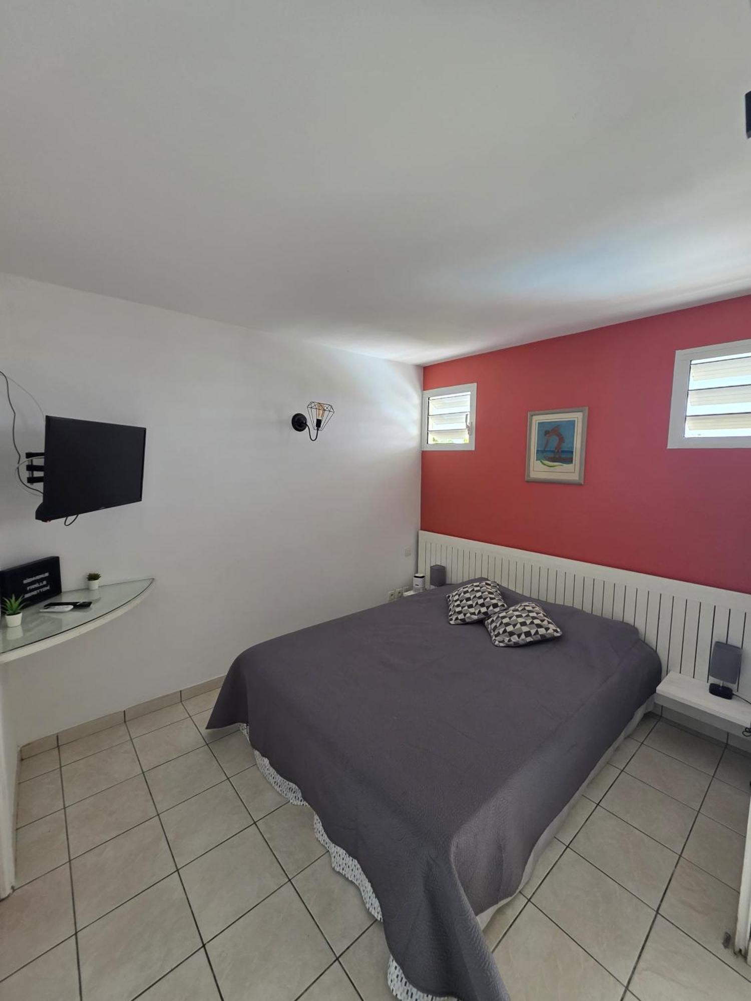 Apartament Flamboyant De La Baie La Trinité Zewnętrze zdjęcie